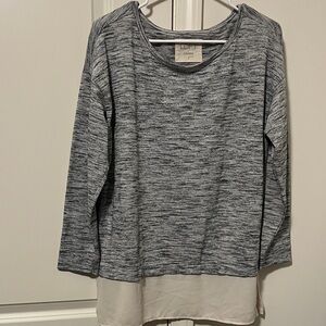 LOFT Heathered Gray and Cream Long Sleeve Top